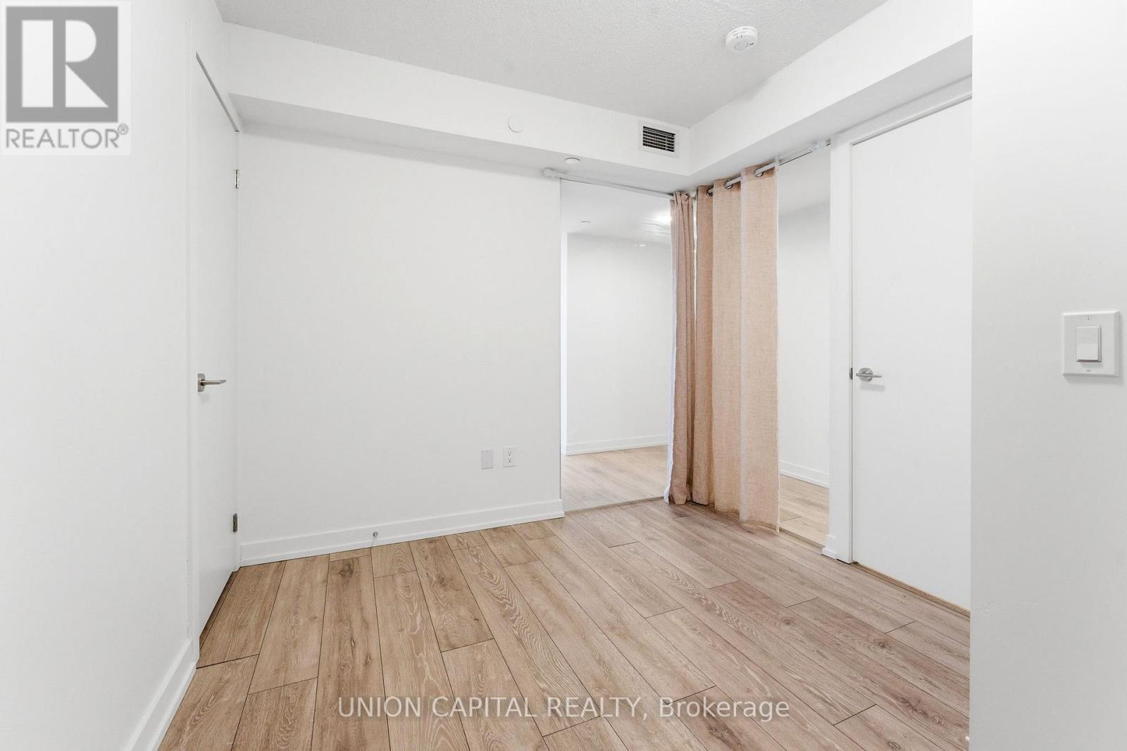 1403 - 1455 Celebration Drive, Pickering, Ontario L1W 0C3 - Photo 16 - E12939128