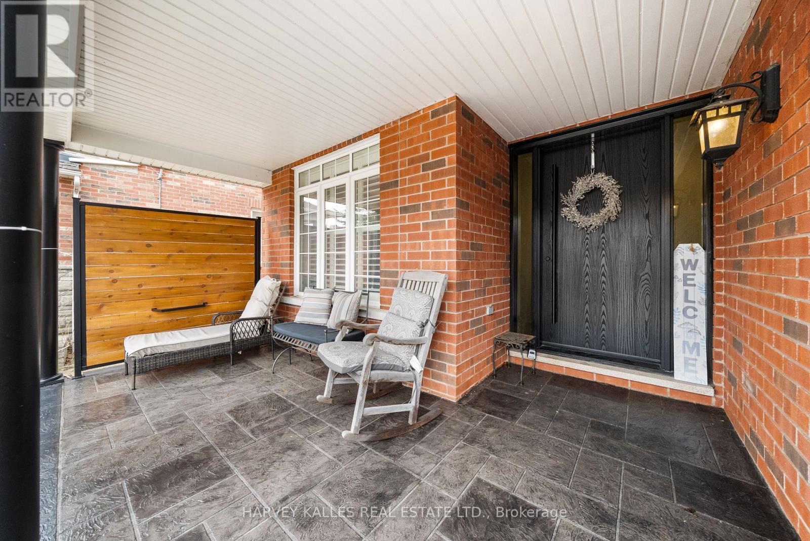 86 Rockland Crescent, Whitby, Ontario  L1M 0A9 - Photo 2 - E12939202