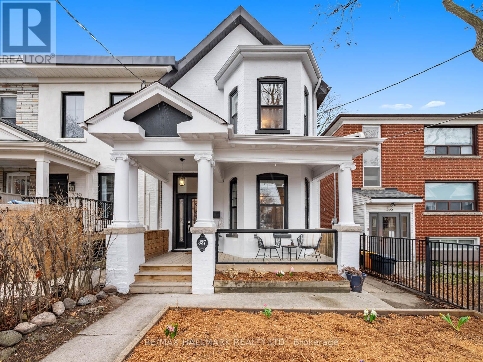 337 LESLIE STREET, Toronto, Ontario