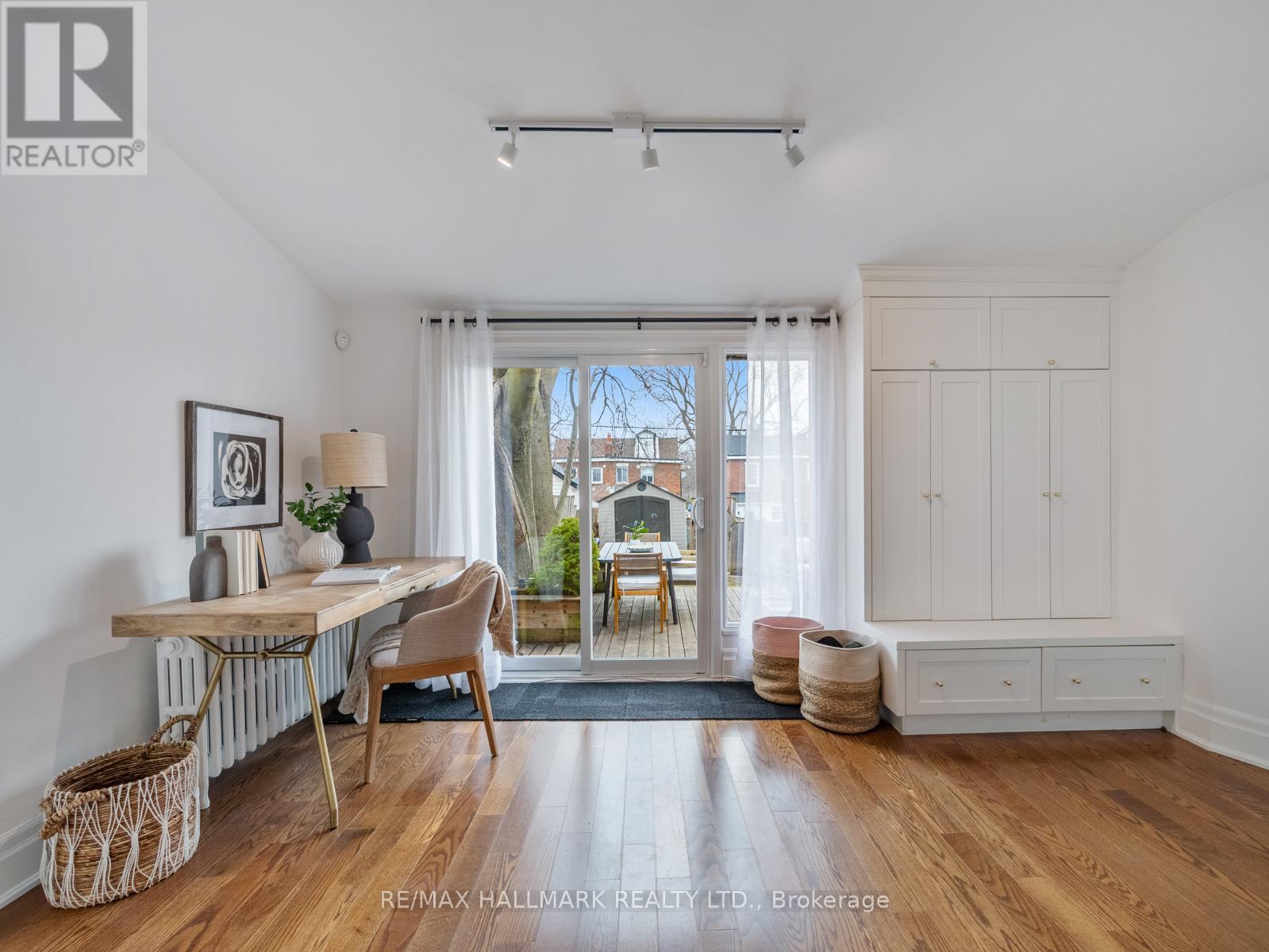 337 Leslie Street, Toronto, Ontario  M4M 3C8 - Photo 15 - E12939220