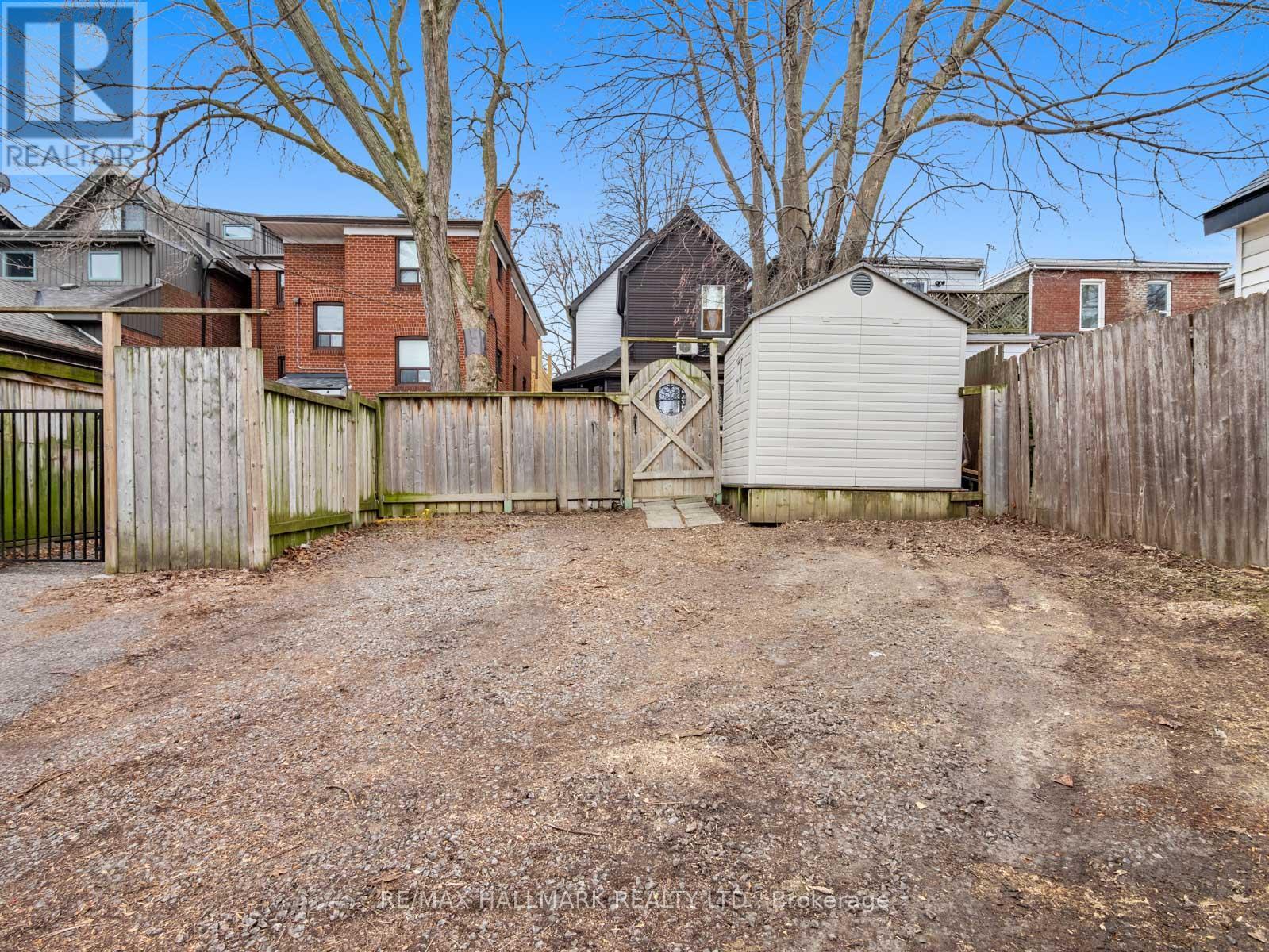 337 Leslie Street, Toronto, Ontario  M4M 3C8 - Photo 37 - E12939220