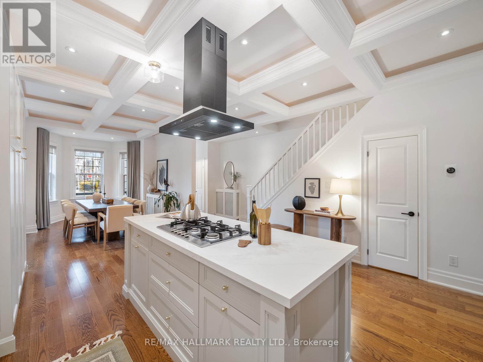 337 Leslie Street, Toronto, Ontario  M4M 3C8 - Photo 8 - E12939220