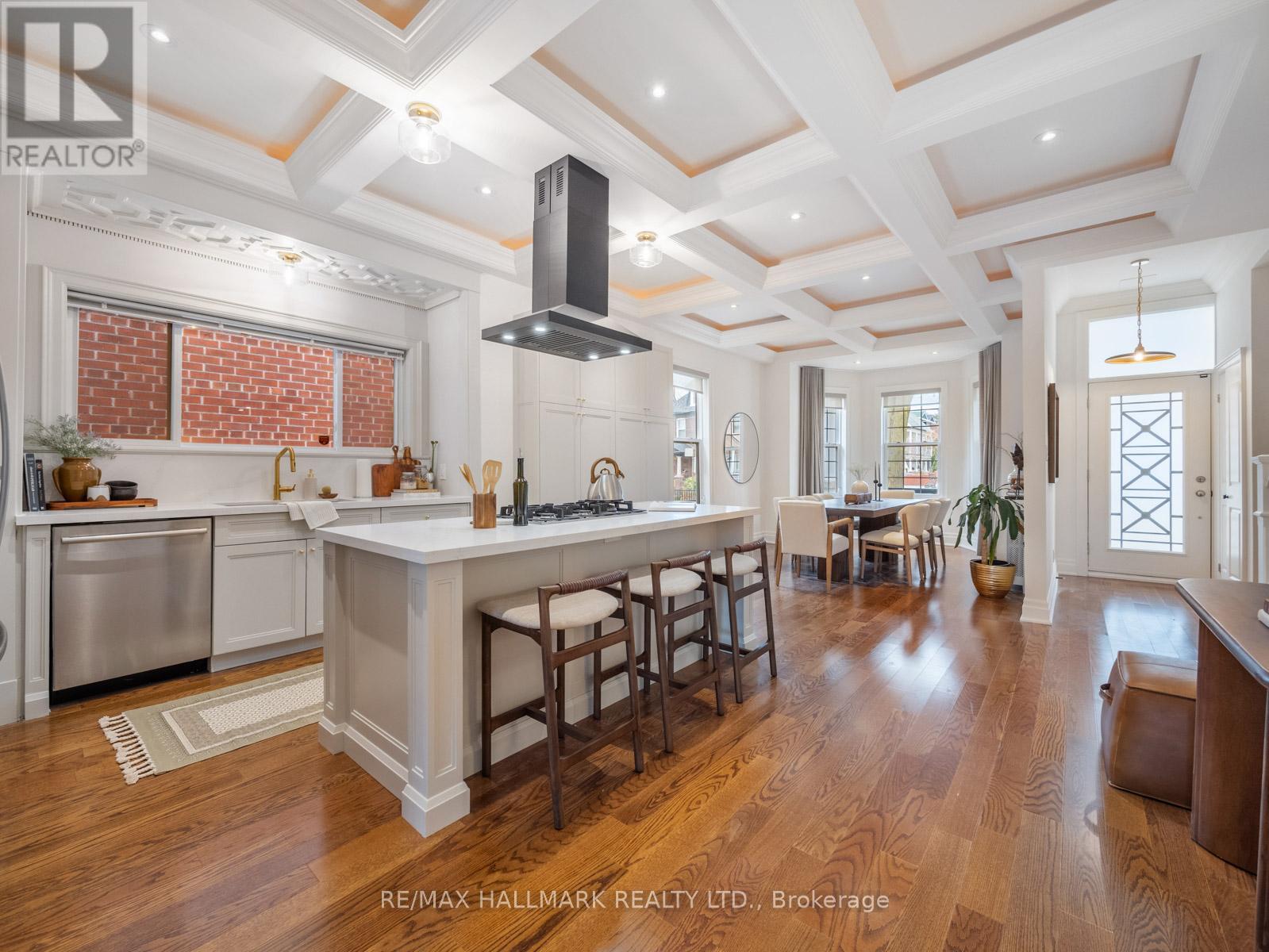 337 Leslie Street, Toronto, Ontario  M4M 3C8 - Photo 9 - E12939220