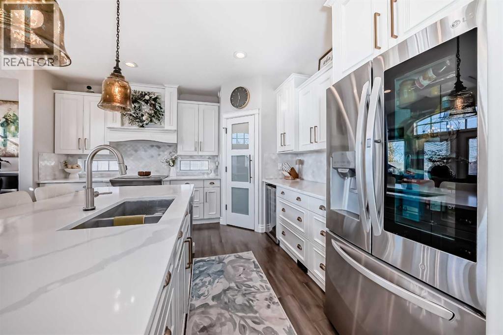 92 Allwright Close, Red Deer, Alberta  T4R 3J8 - Photo 6 - A2279992