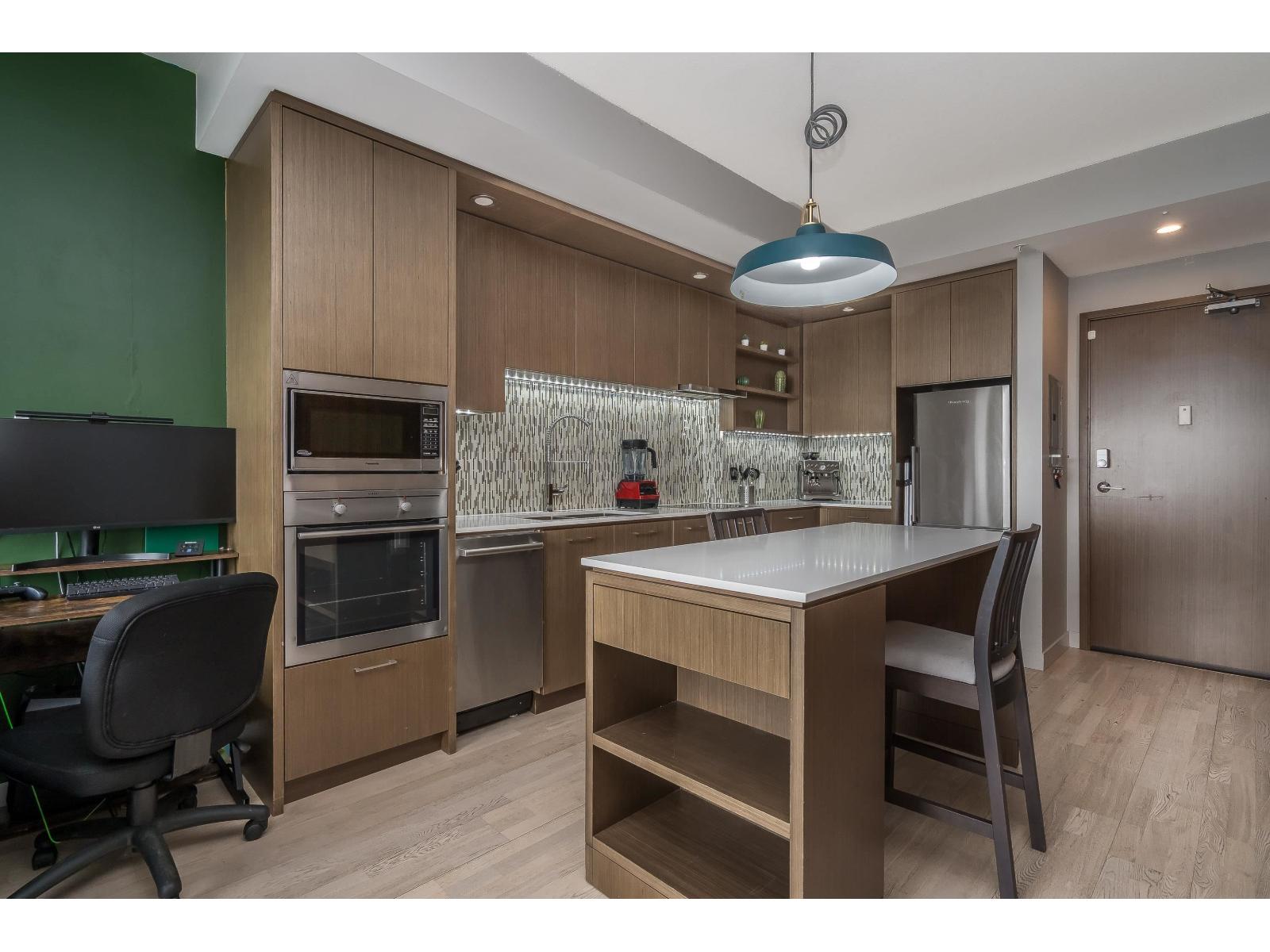 1804 13495 Central Avenue, Surrey, British Columbia V3T 0K2 - Photo 6 - R3103843