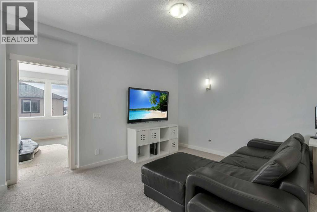 151 Stonemere Green, Chestermere, Alberta  T1X 0S2 - Photo 25 - A2291487