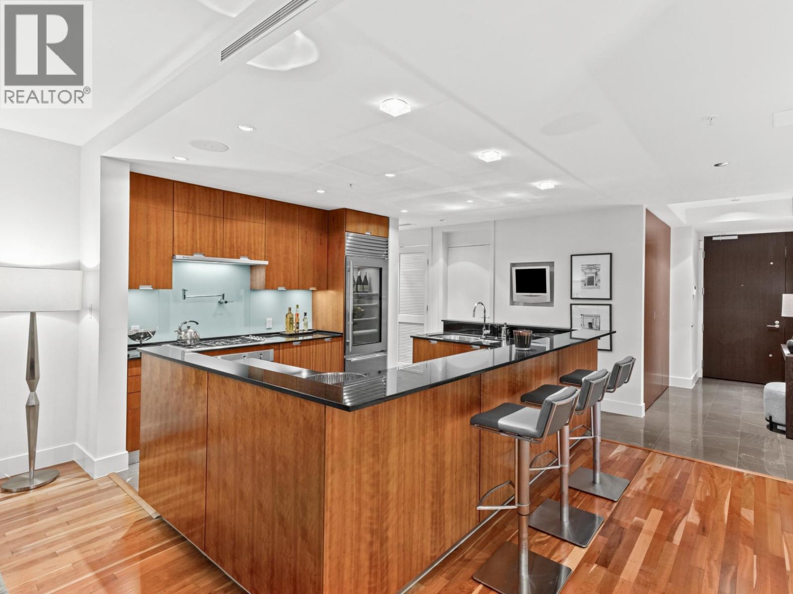 Listing Picture 7 of 40 : 2803 1077 W CORDOVA STREET, Vancouver / 溫哥華 - 魯藝地產 Yvonne Lu Group - MLS Medallion Club Member