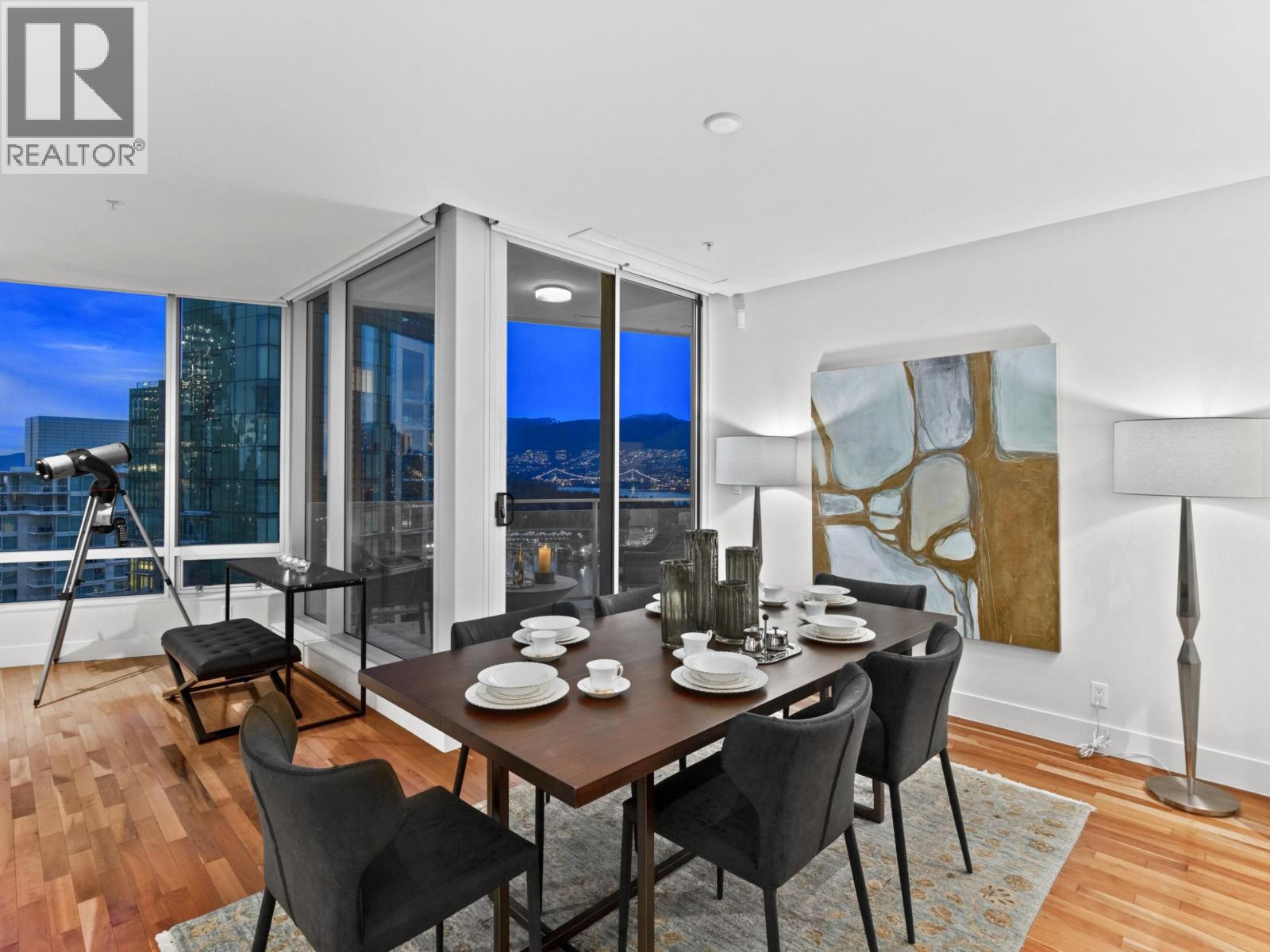 Listing Picture 15 of 40 : 2803 1077 W CORDOVA STREET, Vancouver / 溫哥華 - 魯藝地產 Yvonne Lu Group - MLS Medallion Club Member