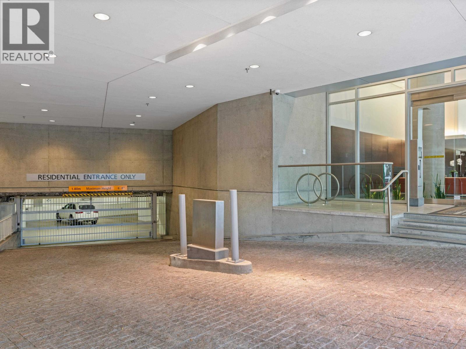 Listing Picture 39 of 40 : 2803 1077 W CORDOVA STREET, Vancouver / 溫哥華 - 魯藝地產 Yvonne Lu Group - MLS Medallion Club Member