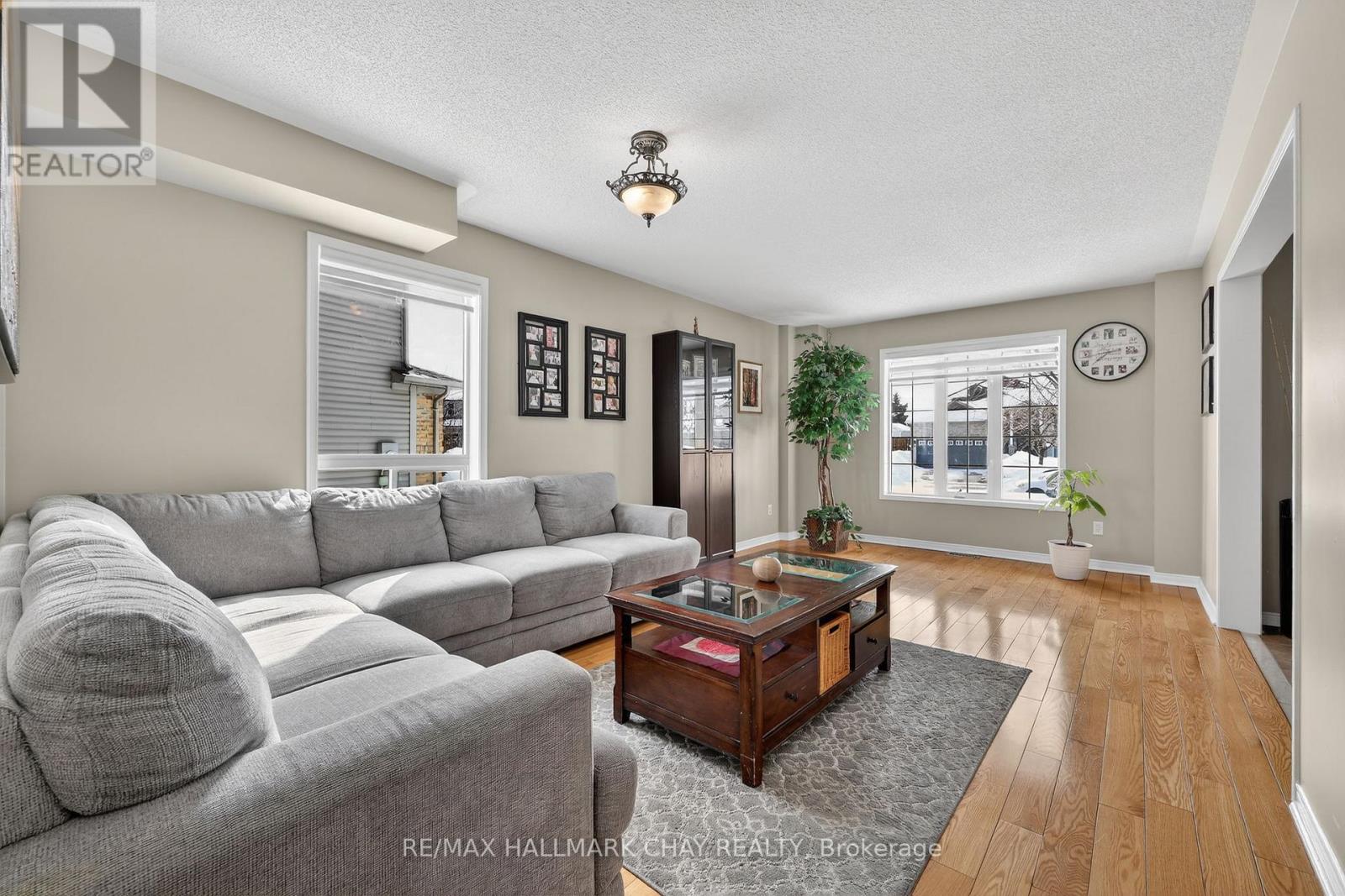 87 Truax Crescent, Essa (Angus), Ontario  L3W 0C1 - Photo 11 - N12938960