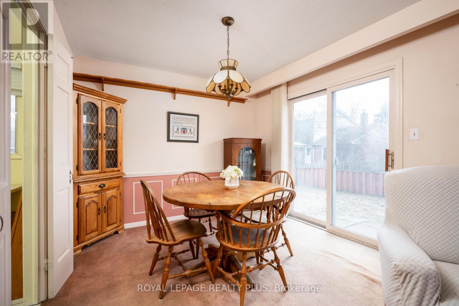 222 Centre Street W, Richmond Hill, Ontario  L4C 5K1 - Photo 15 - N12939096