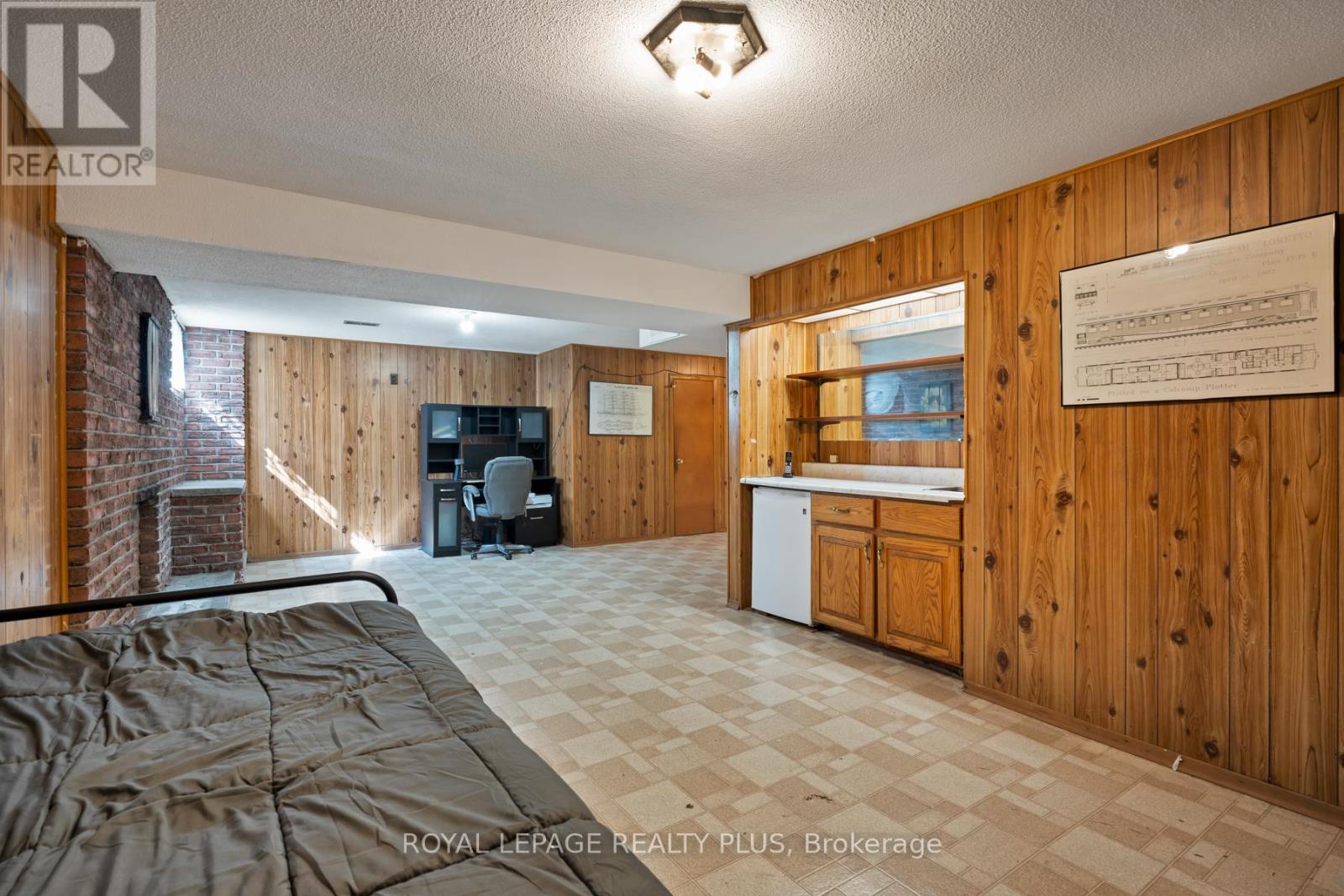 222 Centre Street W, Richmond Hill, Ontario  L4C 5K1 - Photo 38 - N12939096