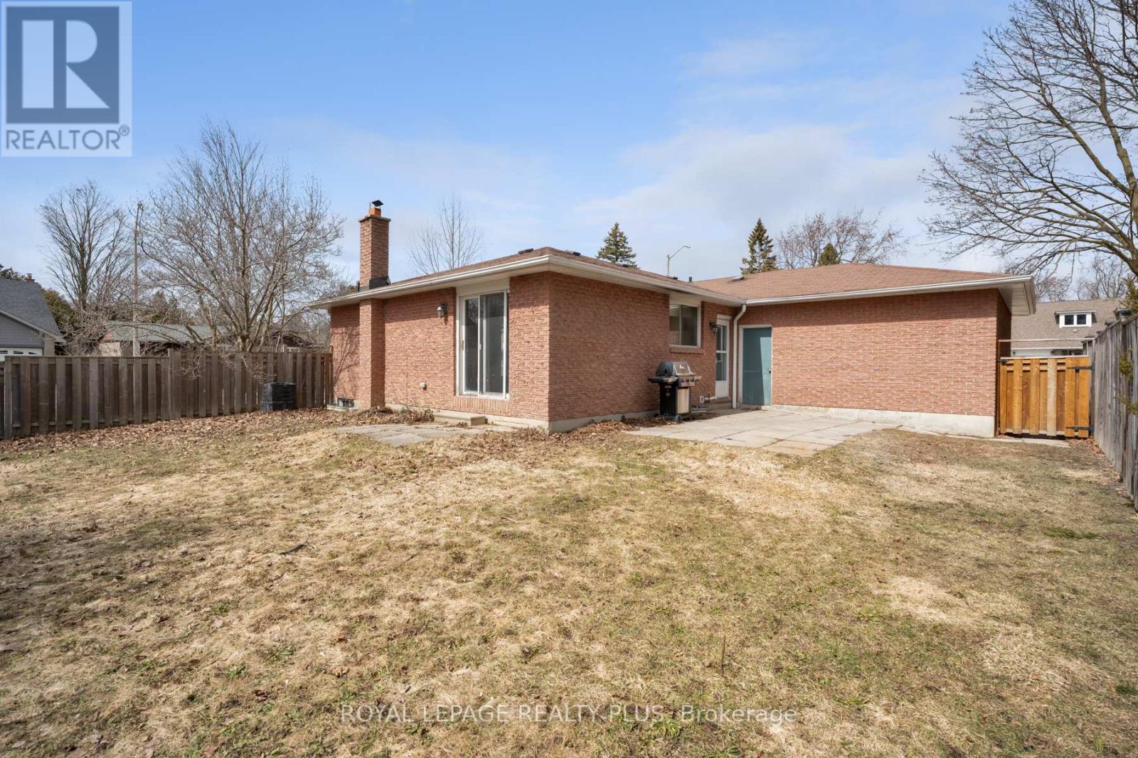 222 Centre Street W, Richmond Hill, Ontario  L4C 5K1 - Photo 44 - N12939096