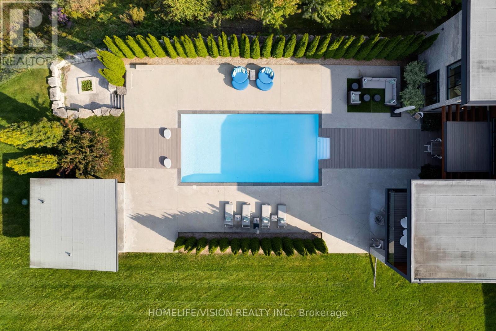 43 Ogden Crescent, Whitchurch-Stouffville, Ontario  L4A 1P1 - Photo 5 - N12939190