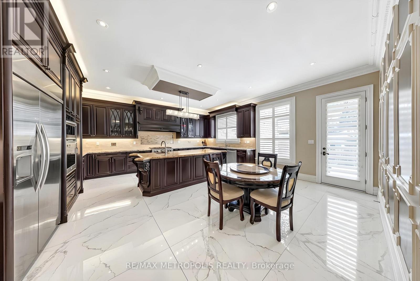 9 Alai Circle, Markham, Ontario  L3R 1E2 - Photo 10 - N12939206