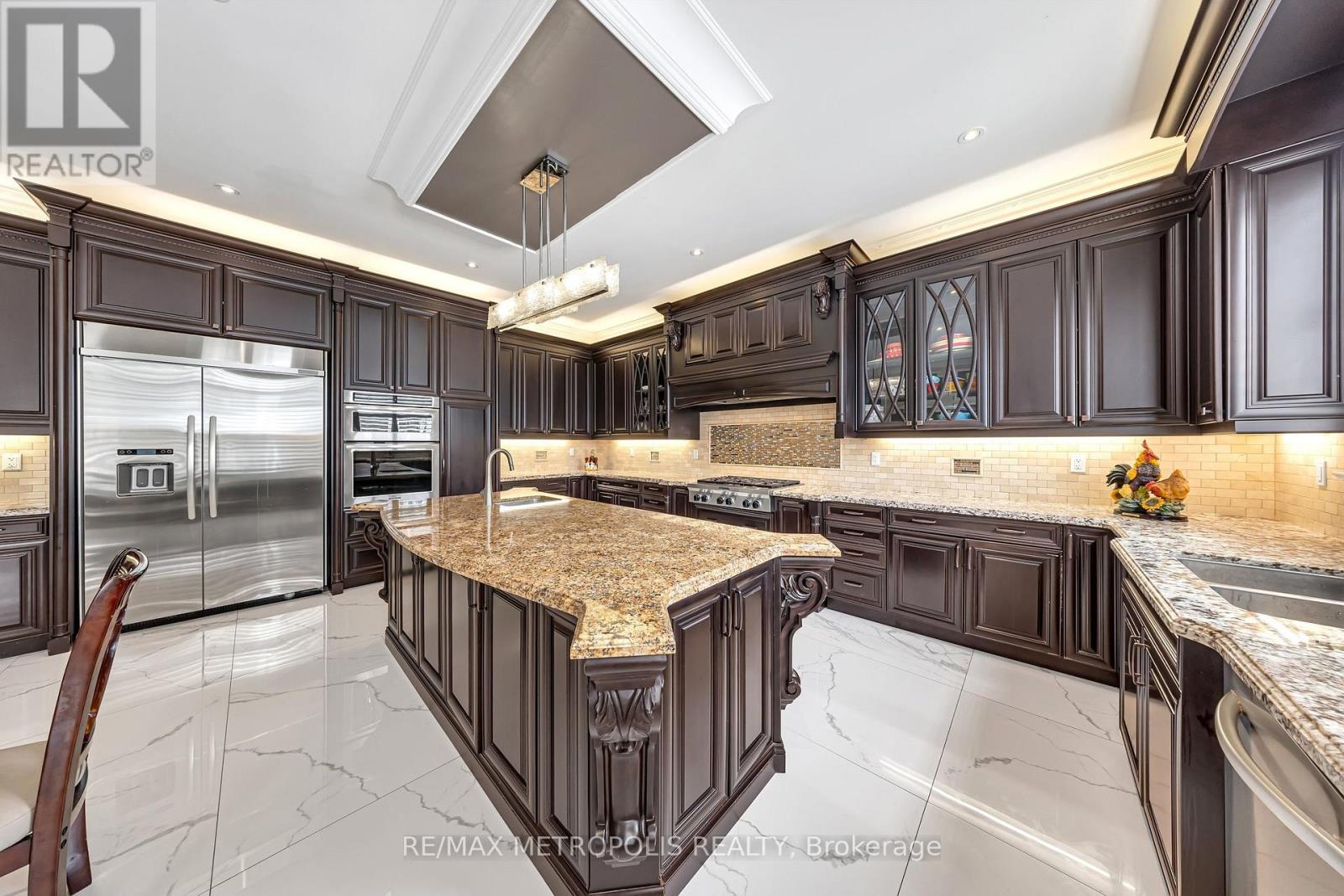 9 Alai Circle, Markham, Ontario  L3R 1E2 - Photo 12 - N12939206