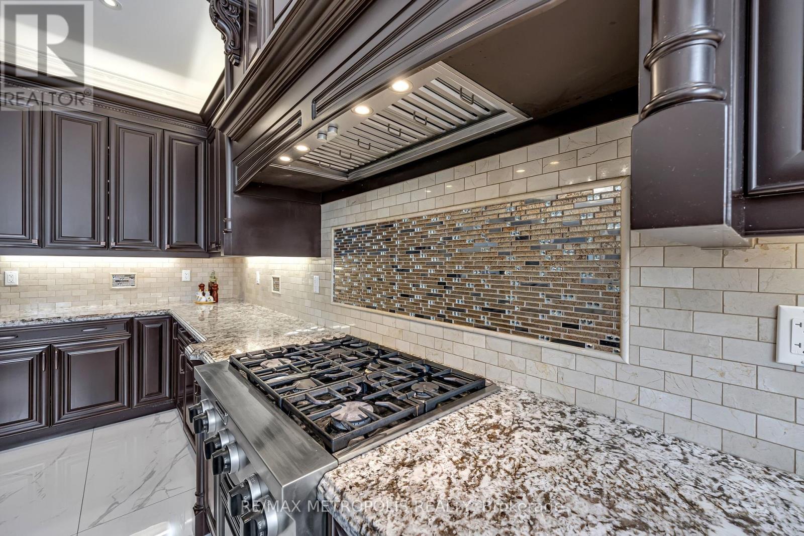 9 Alai Circle, Markham, Ontario  L3R 1E2 - Photo 15 - N12939206