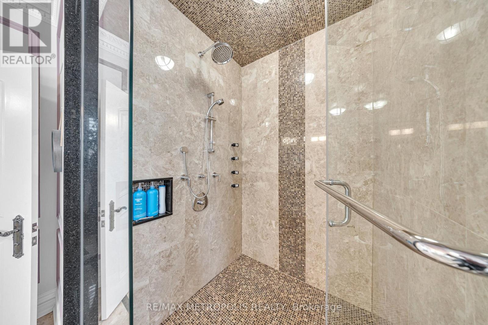 9 Alai Circle, Markham, Ontario  L3R 1E2 - Photo 33 - N12939206