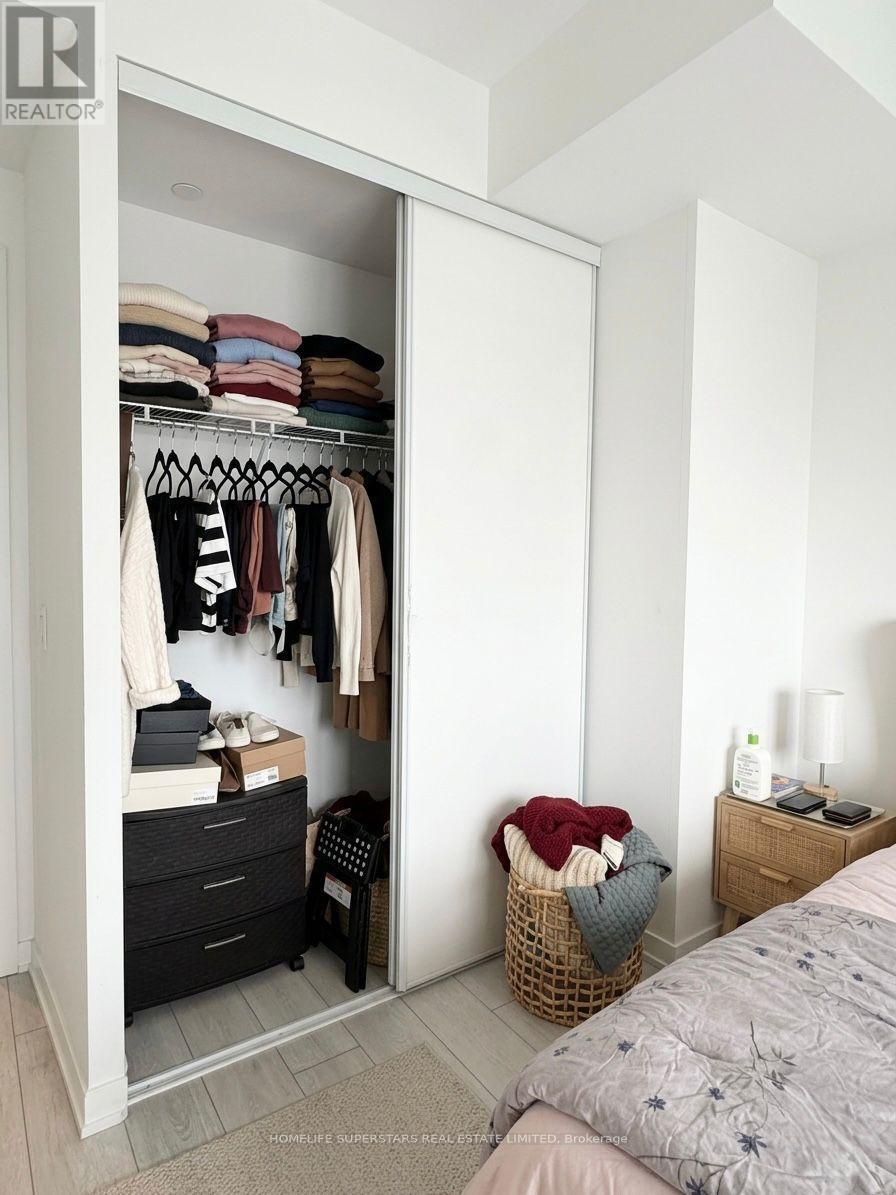 3801 - 5 Buttermill Avenue, Vaughan, Ontario  L4K 0J5 - Photo 10 - N12939214