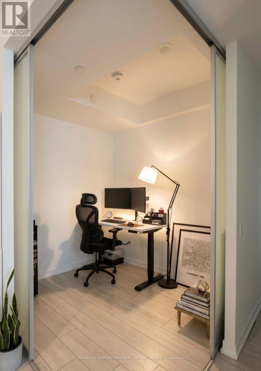 3801 - 5 Buttermill Avenue, Vaughan, Ontario  L4K 0J5 - Photo 16 - N12939214