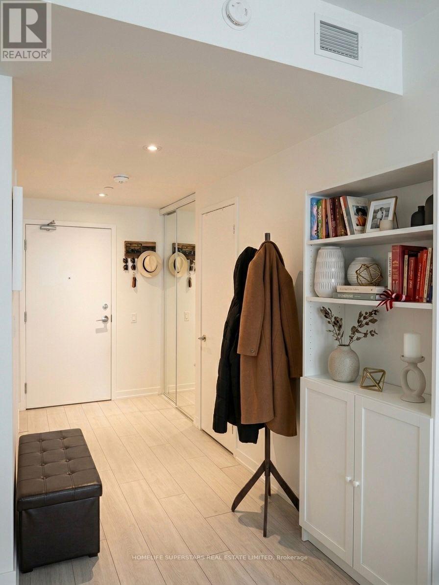 3801 - 5 Buttermill Avenue, Vaughan, Ontario  L4K 0J5 - Photo 18 - N12939214