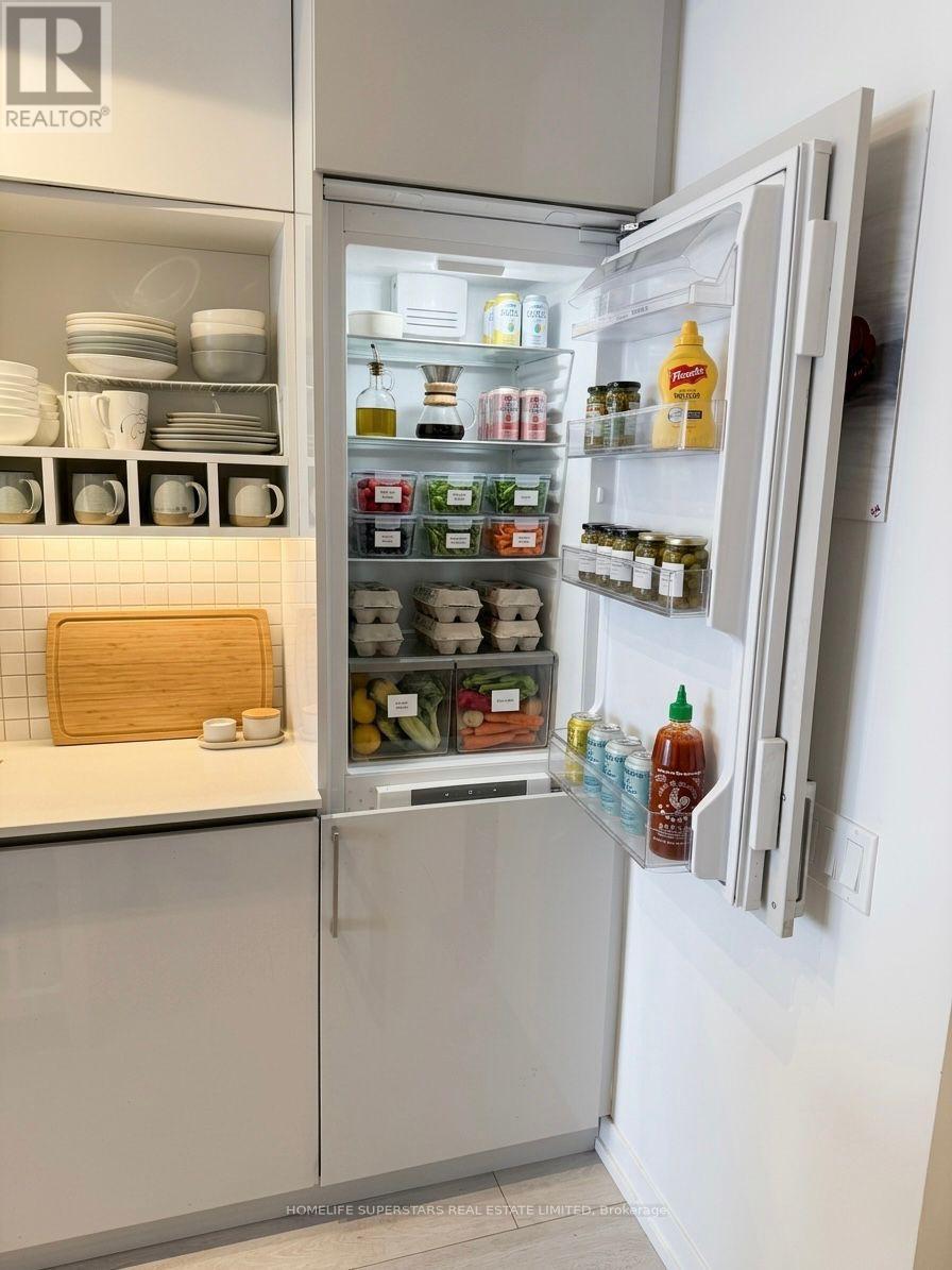 3801 - 5 Buttermill Avenue, Vaughan, Ontario  L4K 0J5 - Photo 7 - N12939214