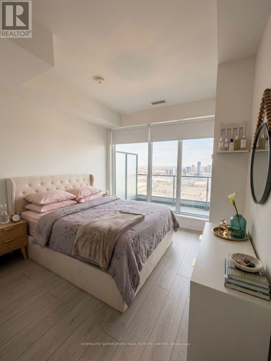 3801 - 5 Buttermill Avenue, Vaughan, Ontario  L4K 0J5 - Photo 9 - N12939214