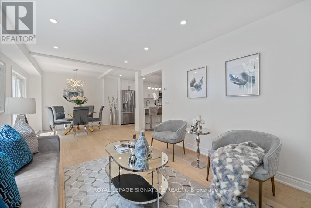 227 Thoms Crescent, Newmarket, Ontario  L3Y 1C9 - Photo 11 - N12939236