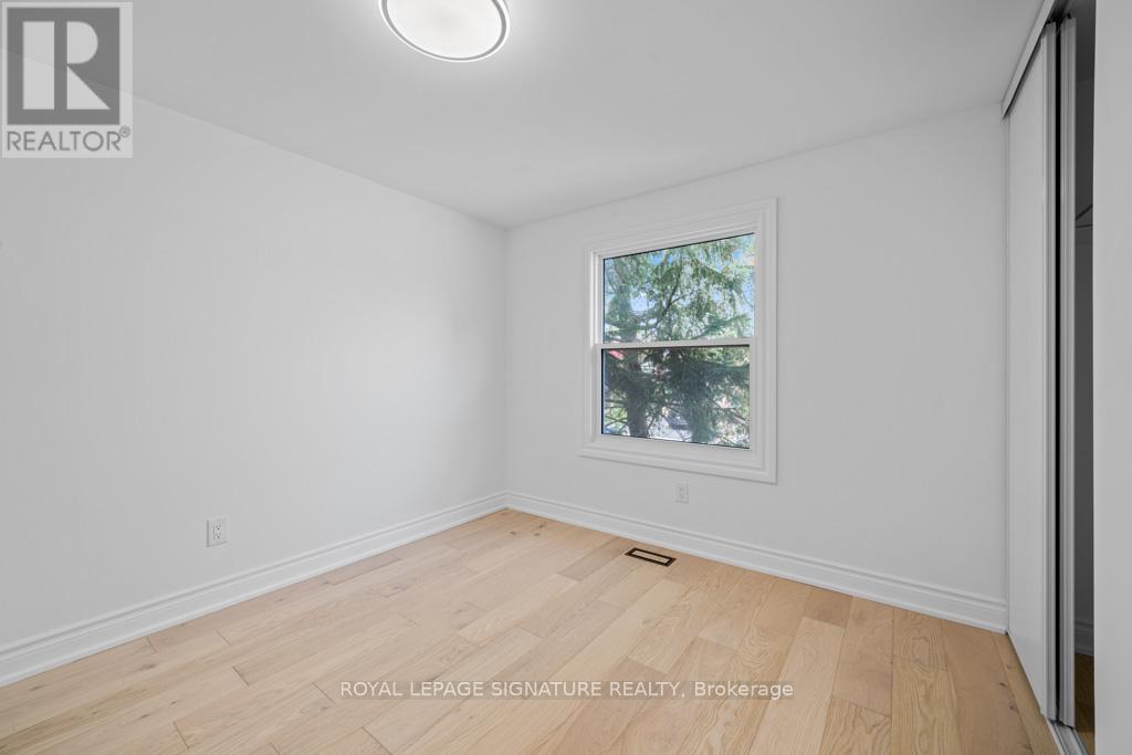 227 Thoms Crescent, Newmarket, Ontario  L3Y 1C9 - Photo 14 - N12939236