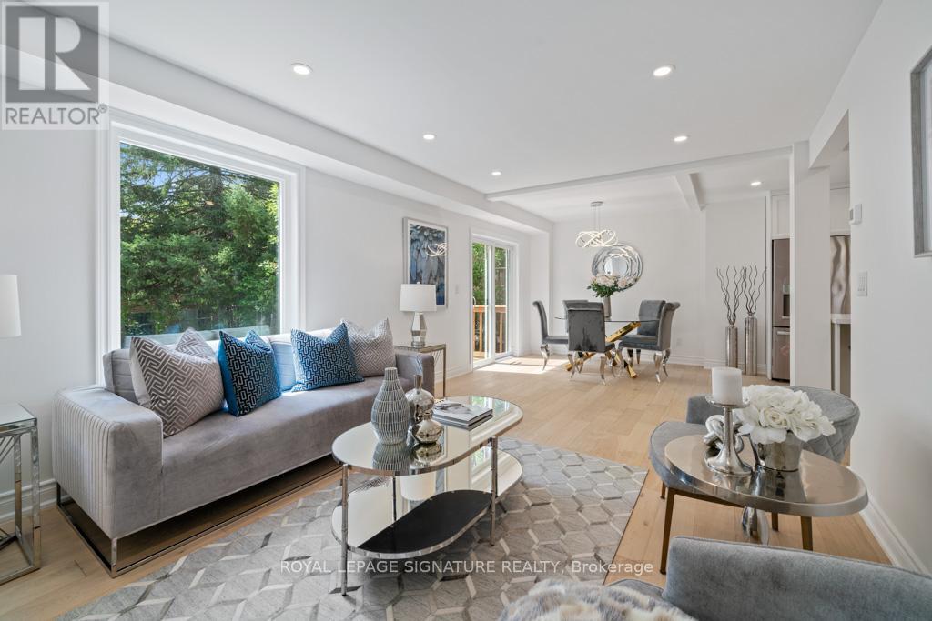 227 Thoms Crescent, Newmarket, Ontario  L3Y 1C9 - Photo 2 - N12939236