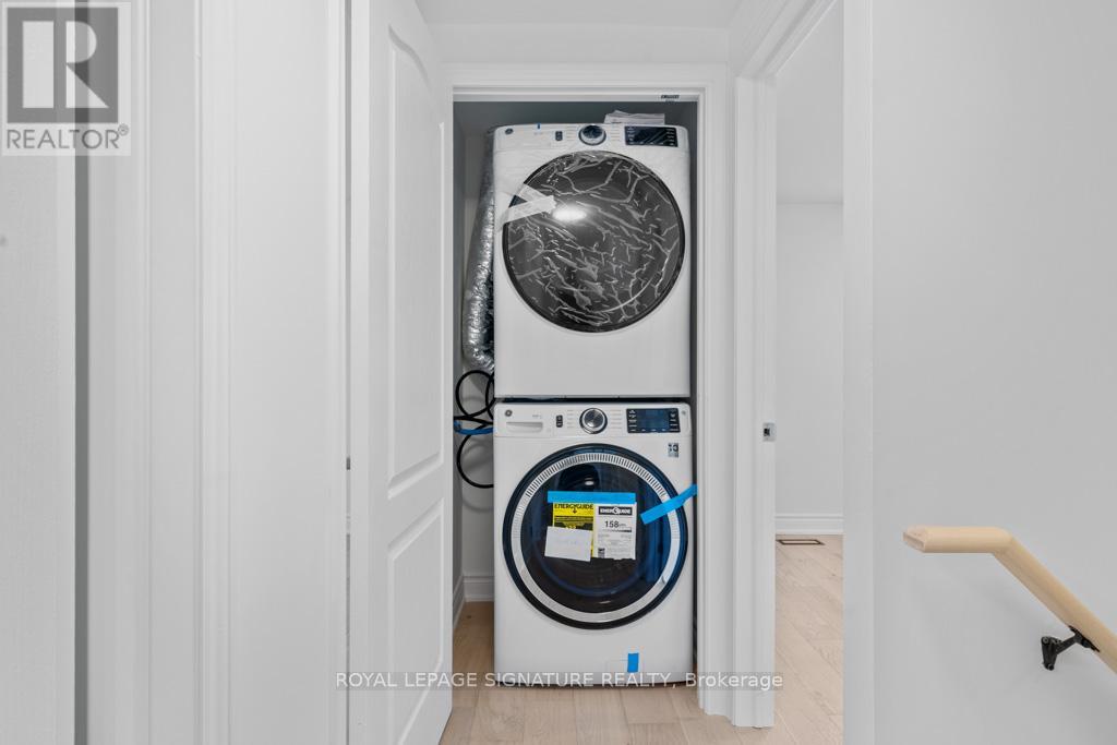 227 Thoms Crescent, Newmarket, Ontario  L3Y 1C9 - Photo 20 - N12939236