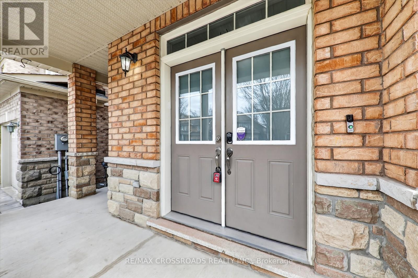 10 Sedore Street, Markham (Greensborough), Ontario  L6E 0K2 - Photo 8 - N12939244