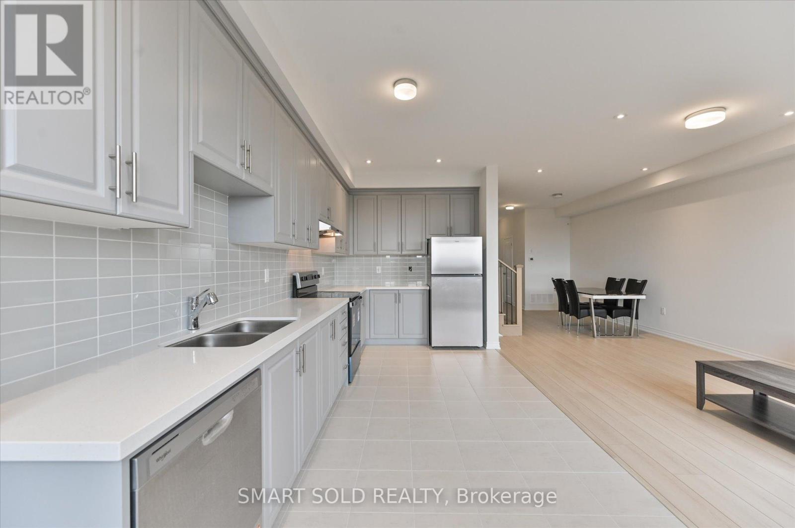 78 Tipp Drive, Richmond Hill, Ontario  L4E 1A2 - Photo 15 - N12939246