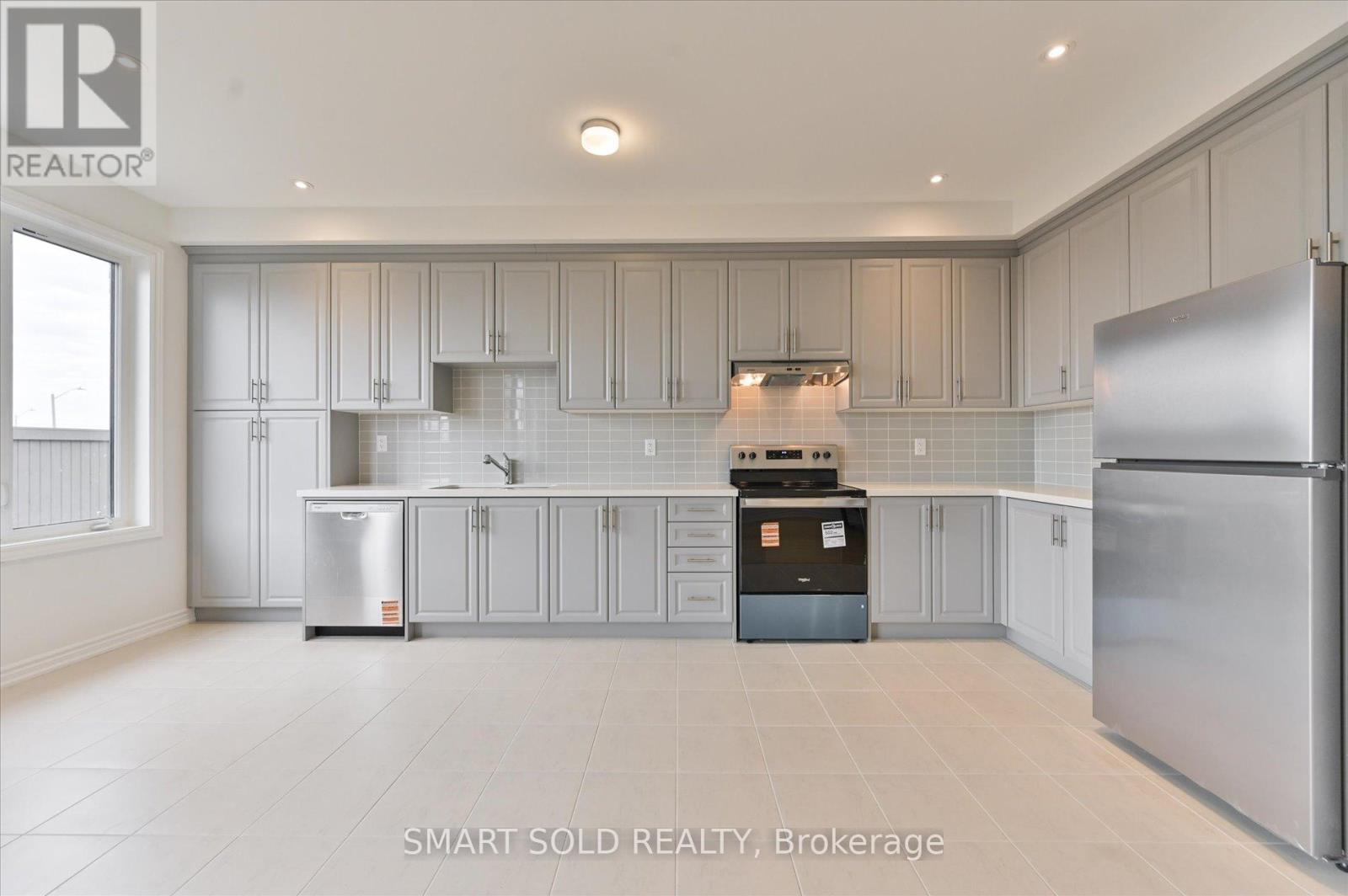 78 Tipp Drive, Richmond Hill, Ontario  L4E 1A2 - Photo 16 - N12939246