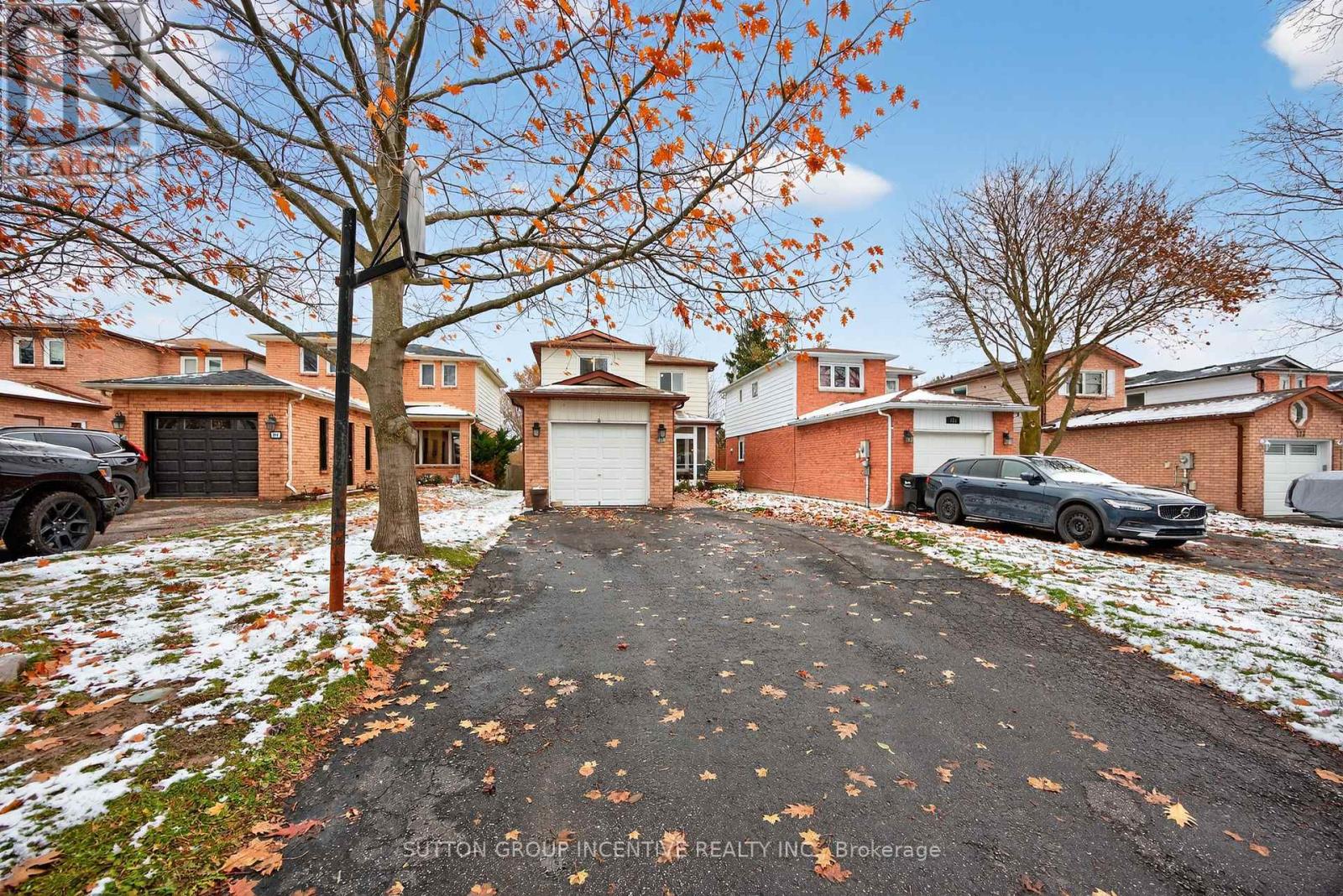 113 Garden Drive, Barrie, Ontario  L4N 5T9 - Photo 2 - S12939004