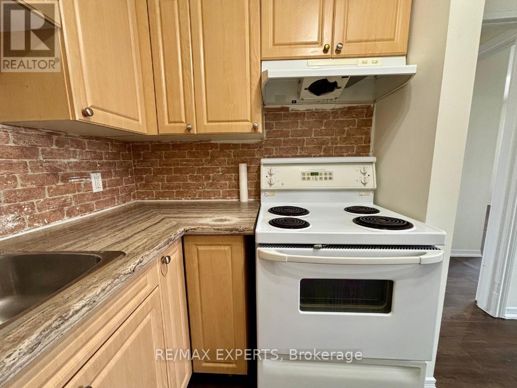 Unknown Address, ,     - Photo 3 - S12939136