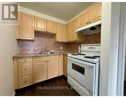 2 - 5 FERNDALE DRIVE N, Barrie, Ontario