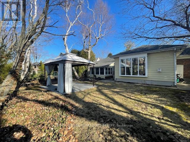 425 River Side Drive, Oakville, Ontario  L6K 3N6 - Photo 47 - W12810830