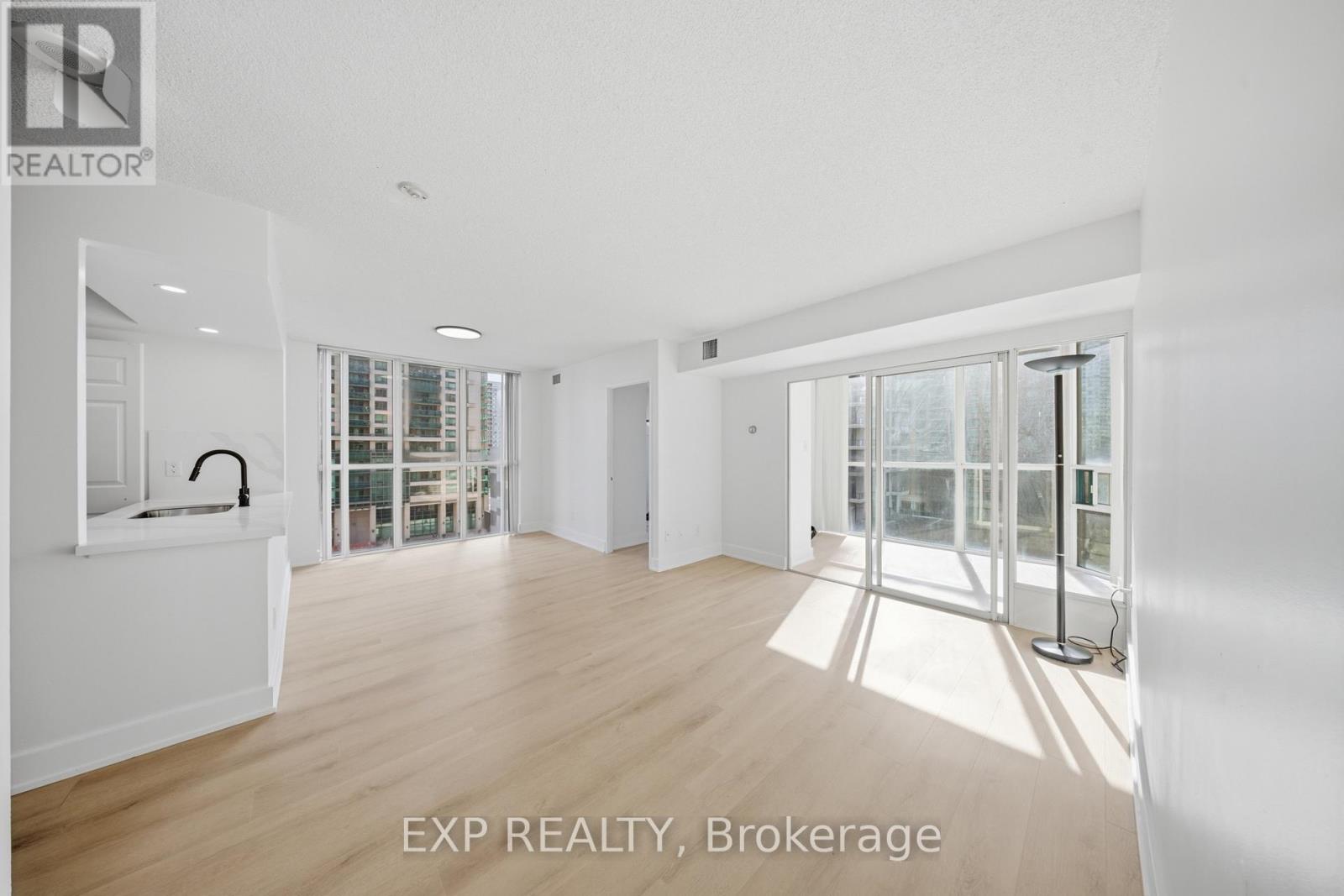 510 - 265 ENFIELD PLACE, Mississauga, Ontario