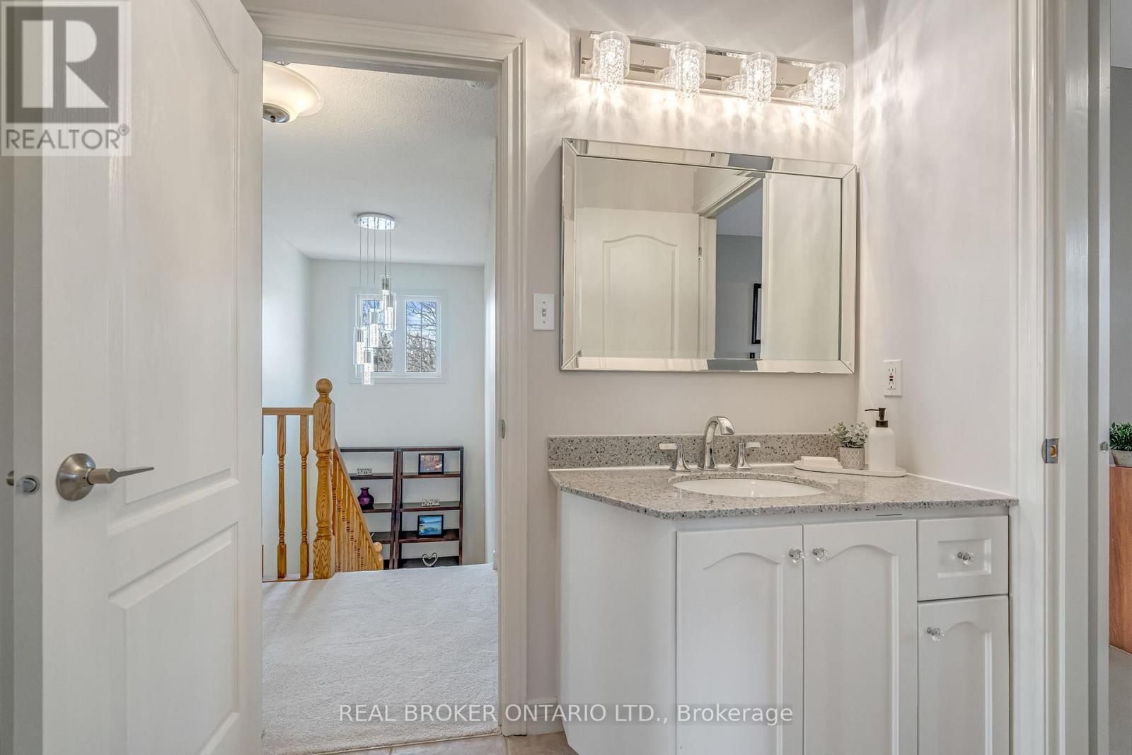 2423 Valley Heights Crescent, Oakville, Ontario  L6H 6X2 - Photo 27 - W12938964