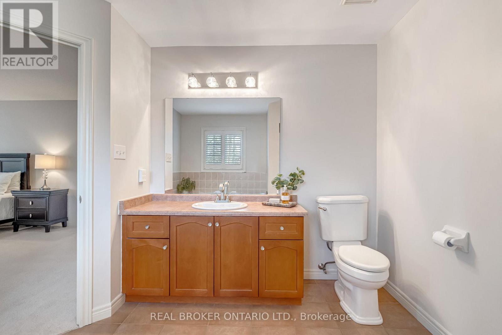 2423 Valley Heights Crescent, Oakville, Ontario  L6H 6X2 - Photo 33 - W12938964