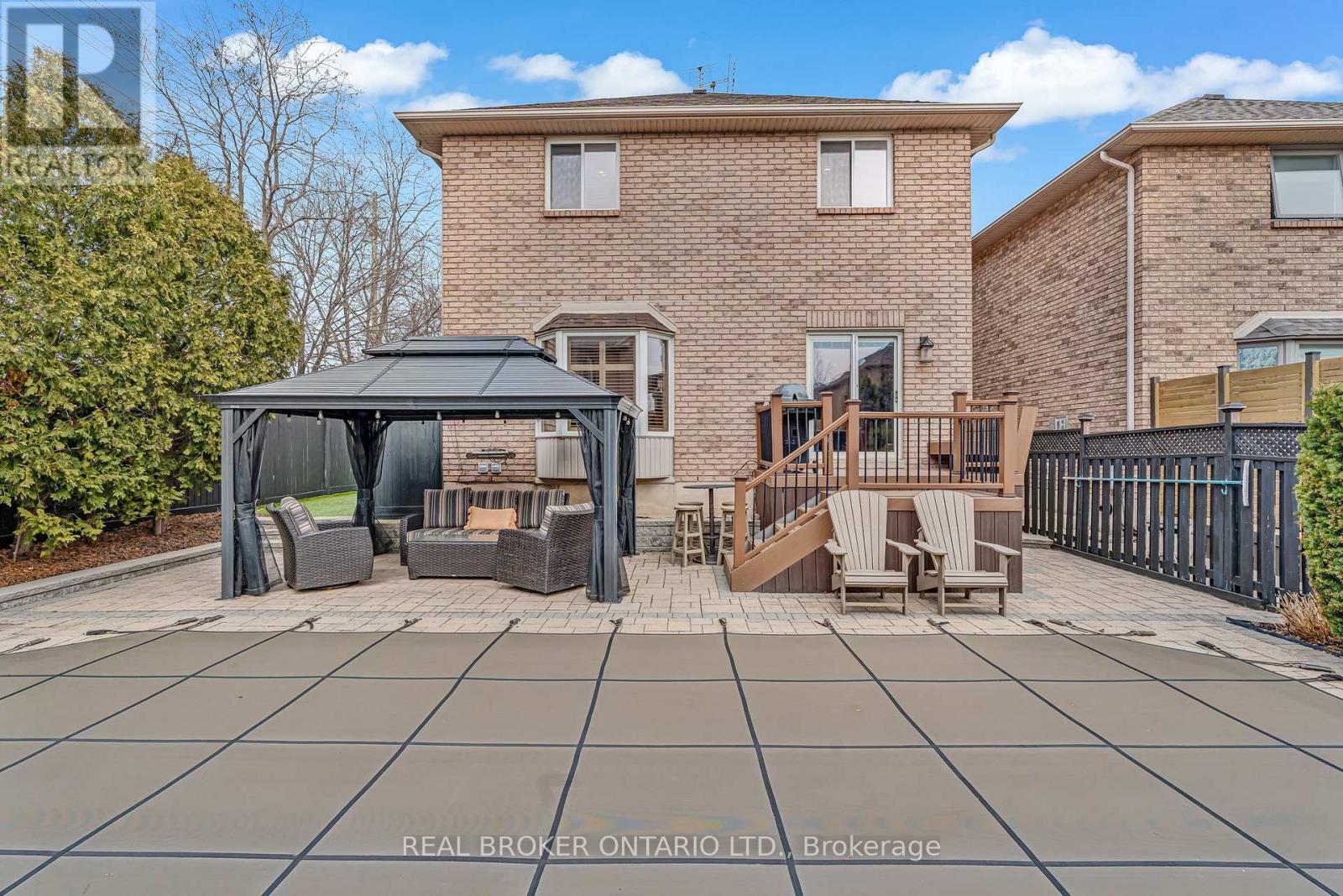 2423 Valley Heights Crescent, Oakville, Ontario  L6H 6X2 - Photo 45 - W12938964