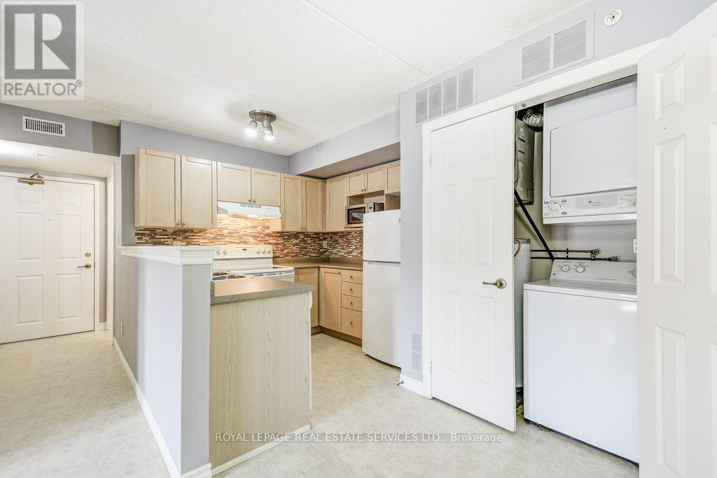 210 - 2065 Appleby Line, Burlington, Ontario  L7L 7H2 - Photo 11 - W12938968