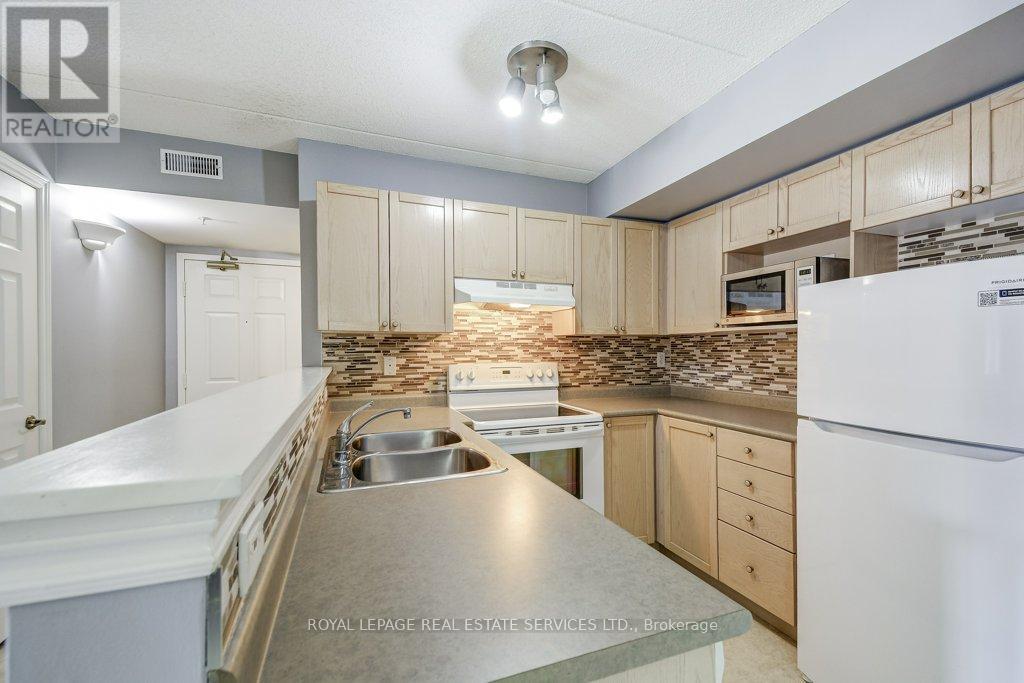 210 - 2065 Appleby Line, Burlington, Ontario  L7L 7H2 - Photo 19 - W12938968