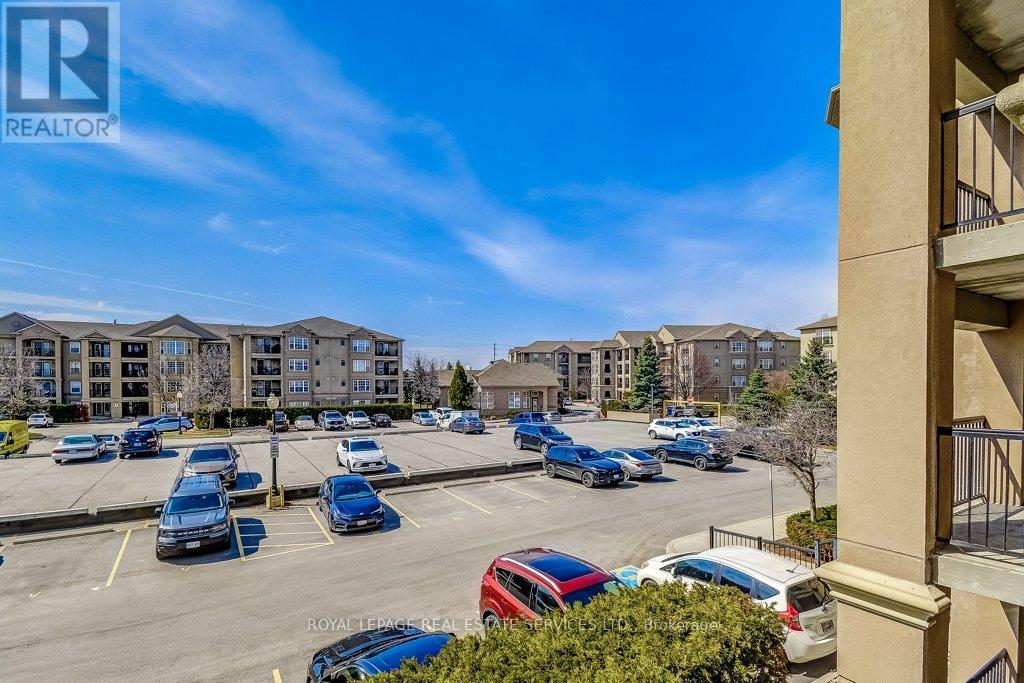 210 - 2065 Appleby Line, Burlington, Ontario  L7L 7H2 - Photo 4 - W12938968