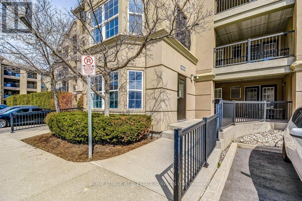 210 - 2065 Appleby Line, Burlington, Ontario  L7L 7H2 - Photo 6 - W12938968