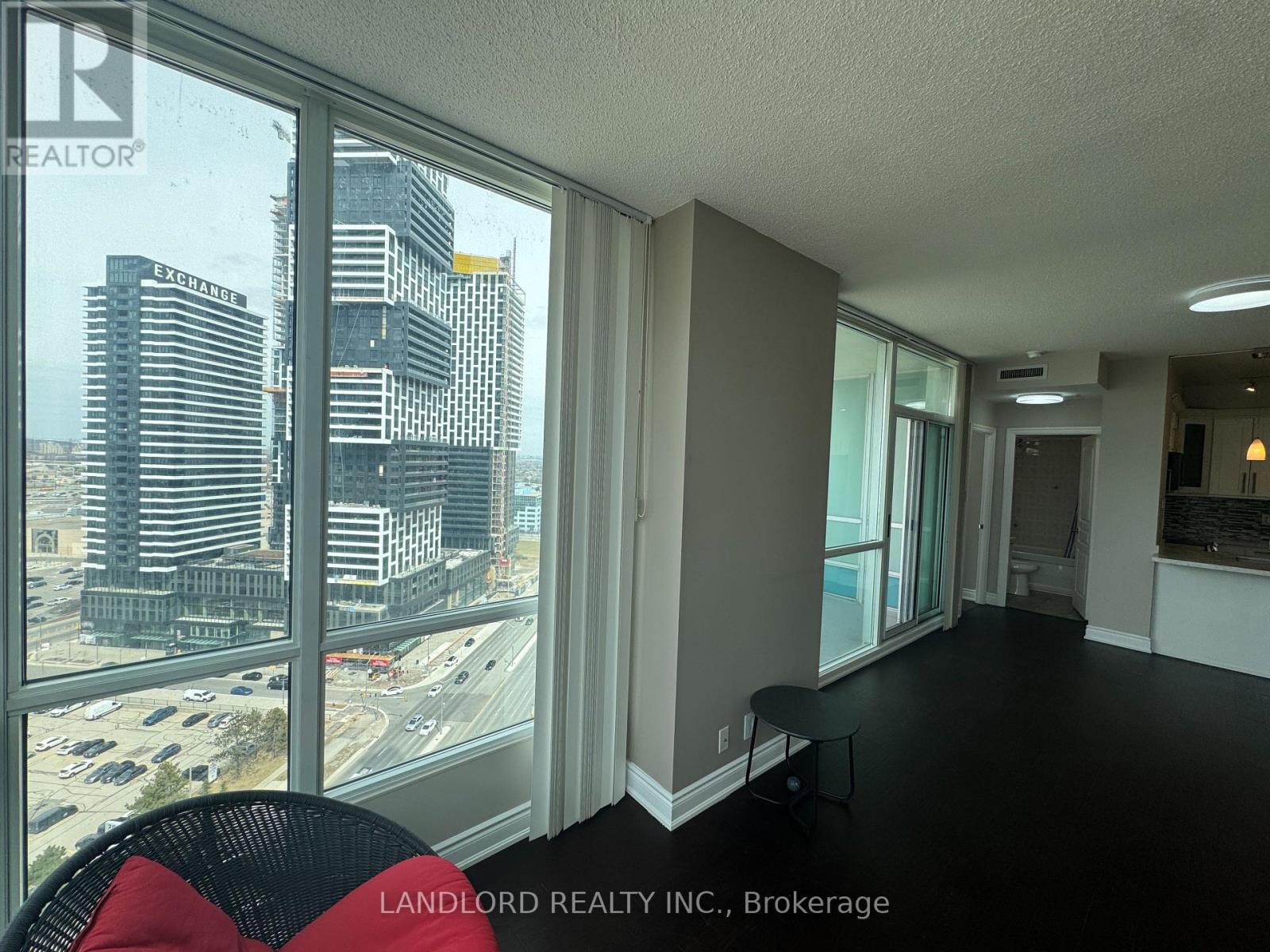 2009 - 220 Burhamthorpe Road W, Mississauga, Ontario  L5B 4N4 - Photo 12 - W12939018