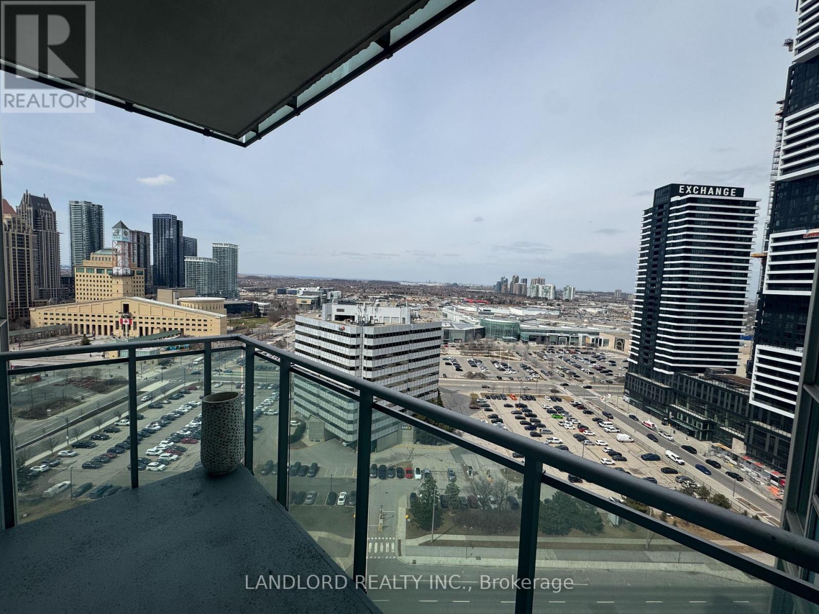 2009 - 220 Burhamthorpe Road W, Mississauga, Ontario  L5B 4N4 - Photo 28 - W12939018