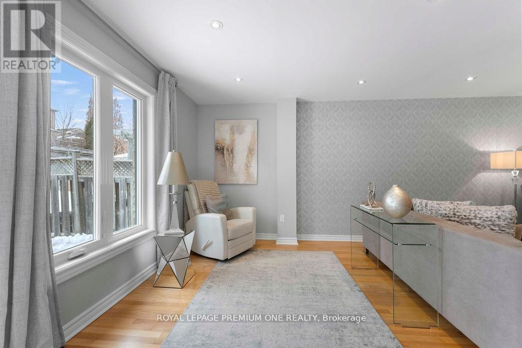 99 Senator Way, Caledon, Ontario  L7S 2S6 - Photo 10 - W12939028