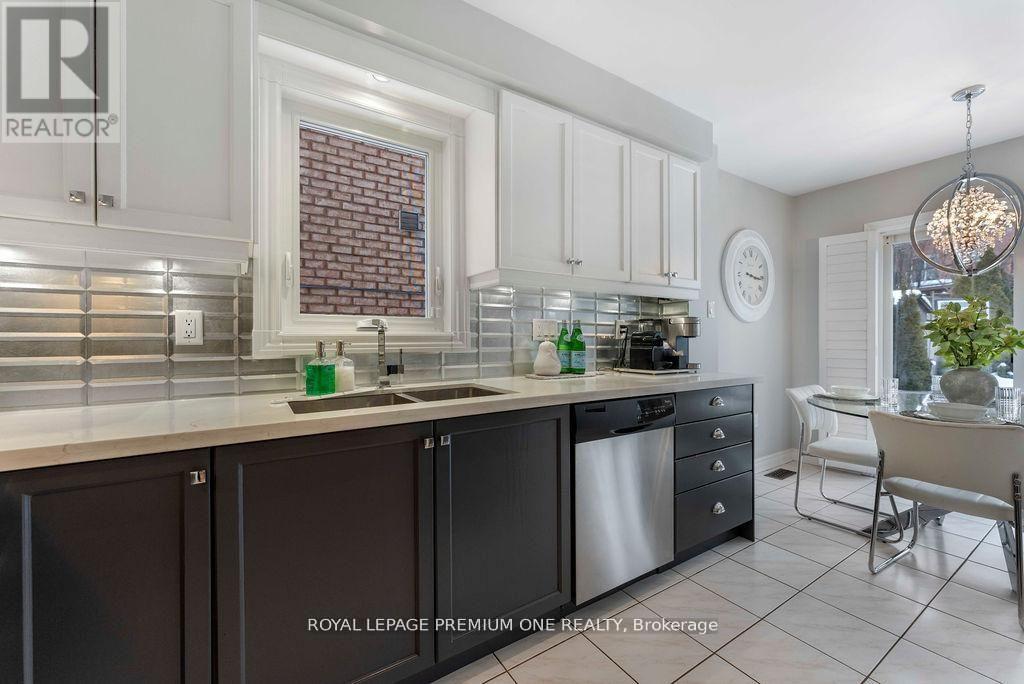 99 Senator Way, Caledon, Ontario  L7S 2S6 - Photo 15 - W12939028